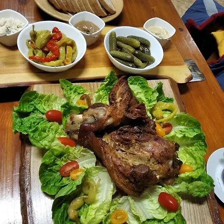 Laky Guest house *